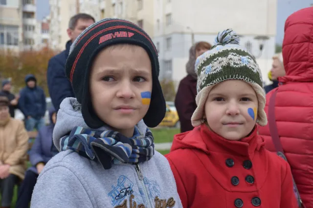 У мікрорайоні Каскад відкрили першу відпочинкову зону. Ціна питання - понад мільйон гривень з міського бюджету — фото 2