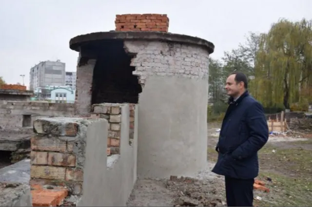 В Івано-Франківську відновлять дитячий майданчик "Фортеця" — фото 2