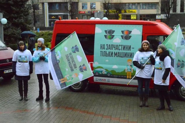 В Івано-Франківску відсвяткували міжнародний день боротьби проти рабства — фото 3
