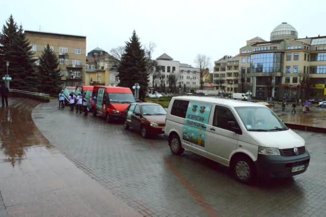 В Івано-Франківску відсвяткували міжнародний день боротьби проти рабства — фото 4