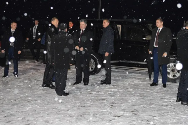 Вчора Івано-Франківськ відвідав Петро Порошенко. Він оцінив якість ремонтних робіт доріг державного значення в області — фото 8
