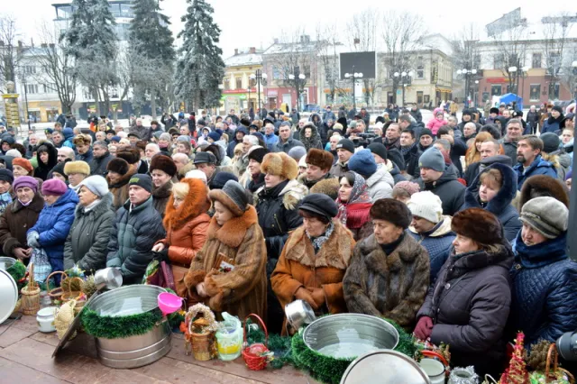 Як в Івано-Франківську проходило освячення йорданської води — фото 14