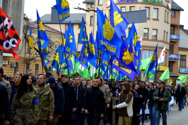 В Івано-Франківську виступили проти режиму олігархів, підвищених тарифів та репресій — фото 16