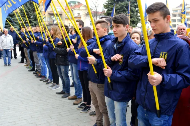 В Івано-Франківську виступили проти режиму олігархів, підвищених тарифів та репресій — фото 4