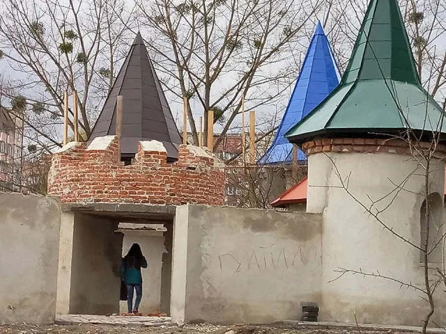 Казковий світ для дітей: вже скоро в Івано-Франківську з'явиться тематичний ігровий майданчик — фото 4