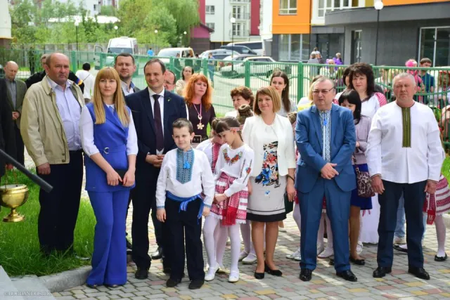 У Крихівцях на День міста урочисто відкрили новий садочок "Котигорошко" — фото 3