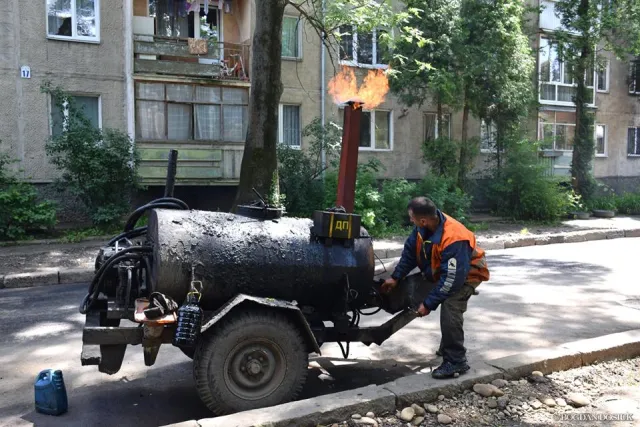 В Івано-Франківську завершуються ремонтні роботи на вулиці Марійки Підгірянки — фото 2