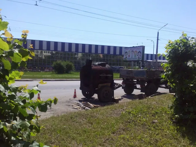 Руслан Марцінків присоромив дорожників за погане ремонтування вулиці Івасюка та додав, що у відпустки липень-серпень вони не йдуть — фото 1